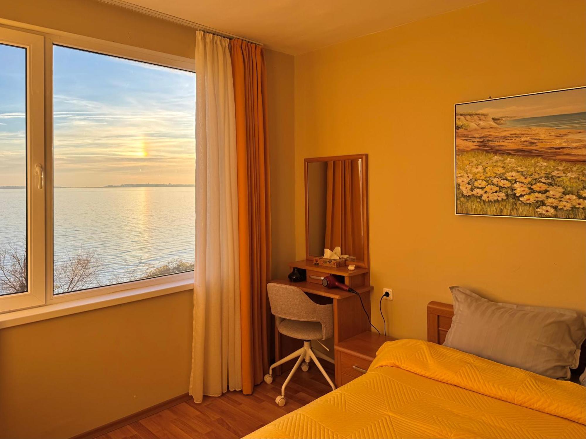 Beachfront Havana Свети Влас Екстериор снимка